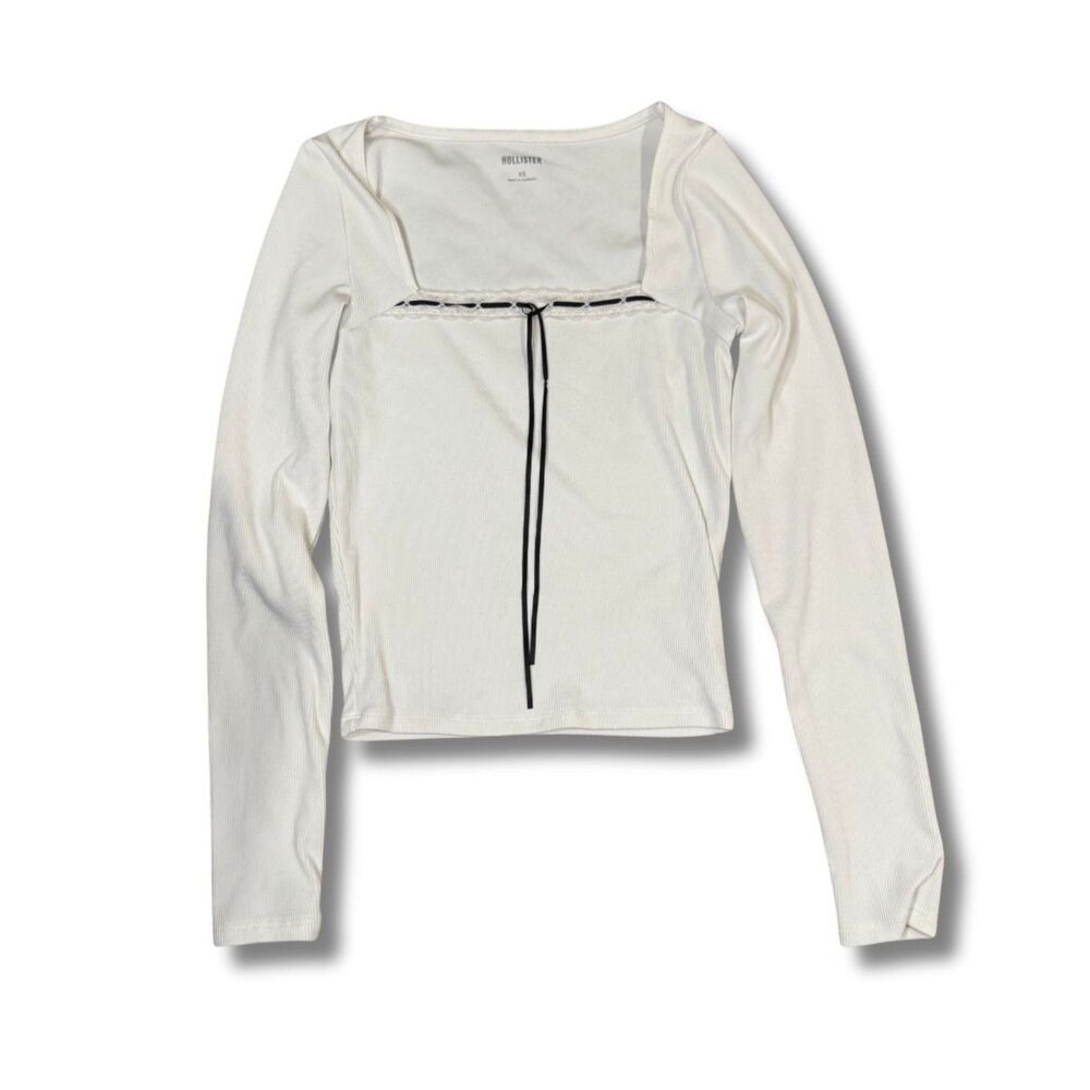 Hollister Ribbed Fitted Shirt - White and Black, XS